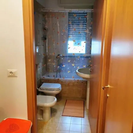 700 Mt Dal Mare, Monolocale Con Box Privato * Rimini