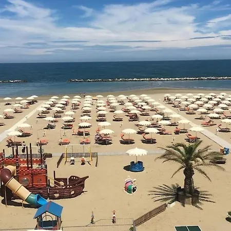700 Mt Dal Mare, Monolocale Con Box Privato Lägenhet