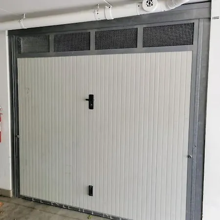 700 Mt Dal Mare, Monolocale Con Box Privato Διαμέρισμα *