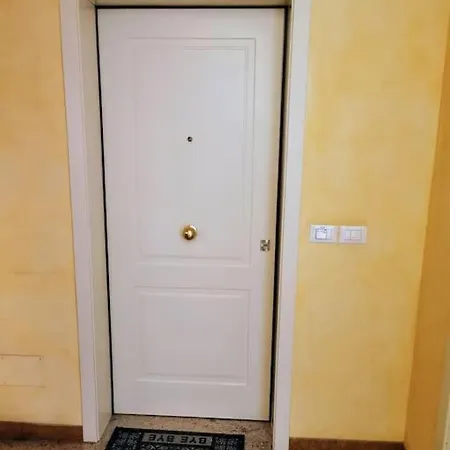 דירה 700 Mt Dal Mare, Monolocale Con Box Privato *