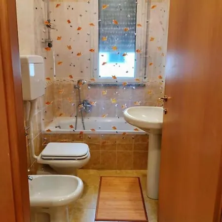 700 Mt Dal Mare, Monolocale Con Box Privato דירה רימיני